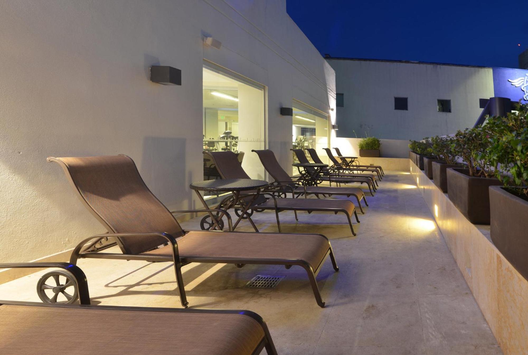 Holiday Inn Express Puerto Vallarta, an IHG Hotel Exterior foto